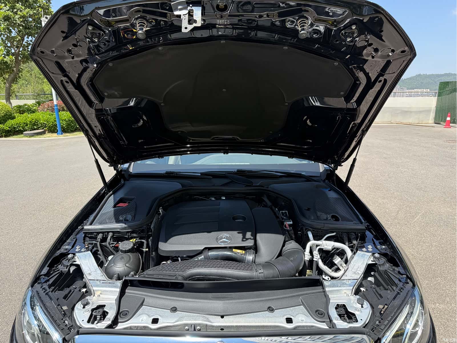 Mercedes-Benz E-Class, 2020 11
