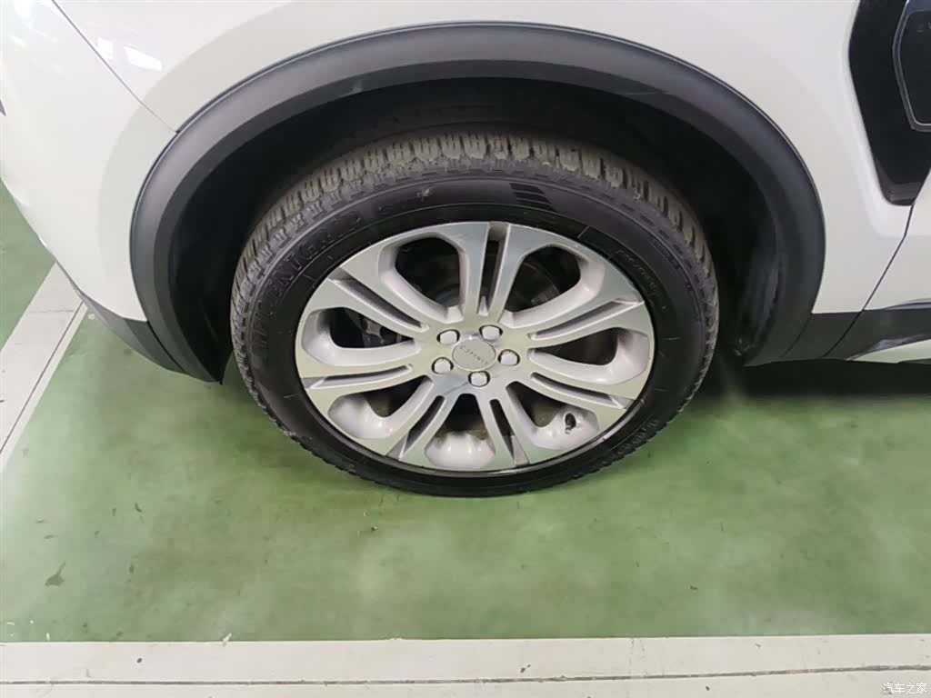 Lynk & Co 01, 2020 23