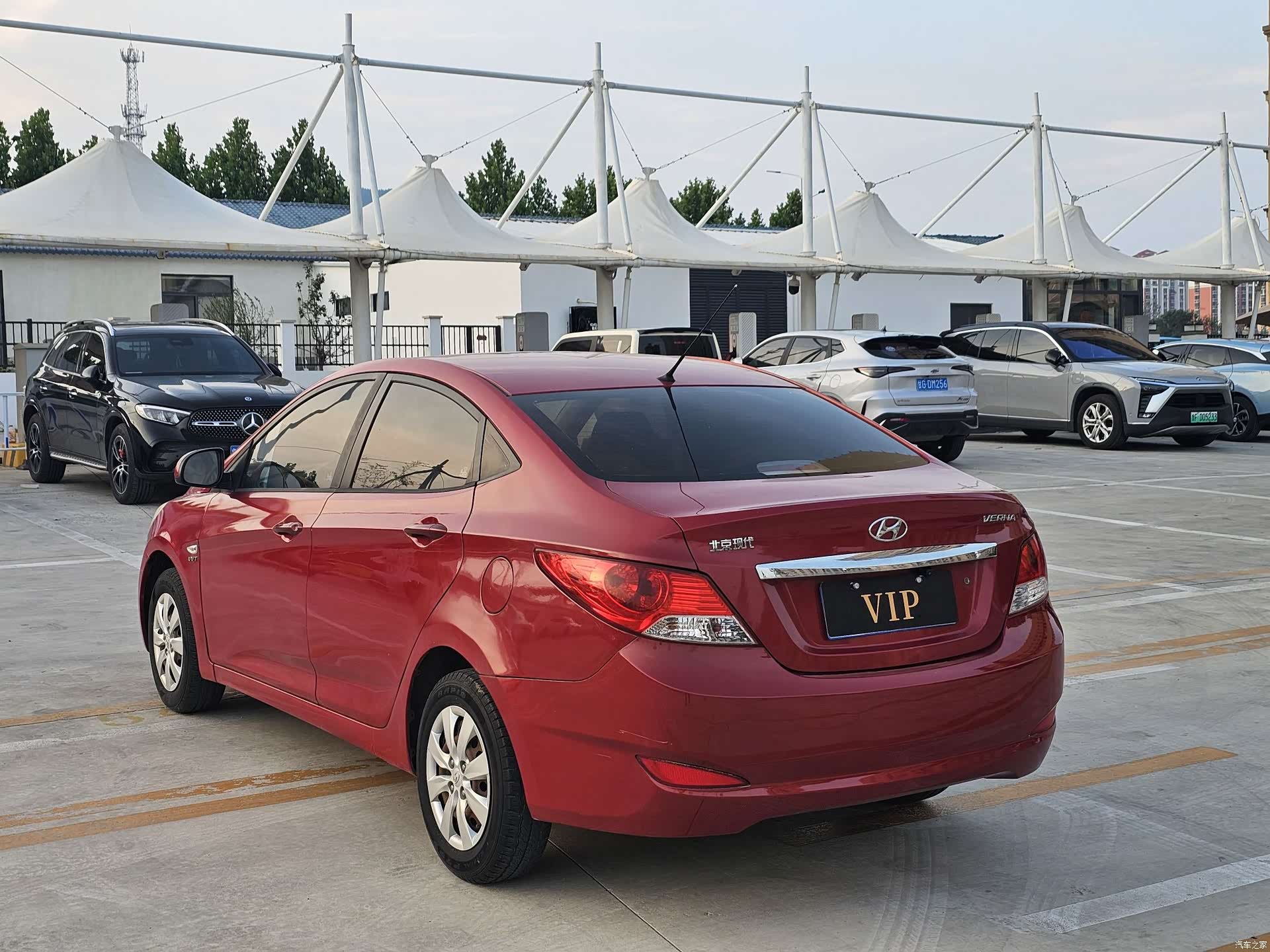 Hyundai GL, 2012 все фото