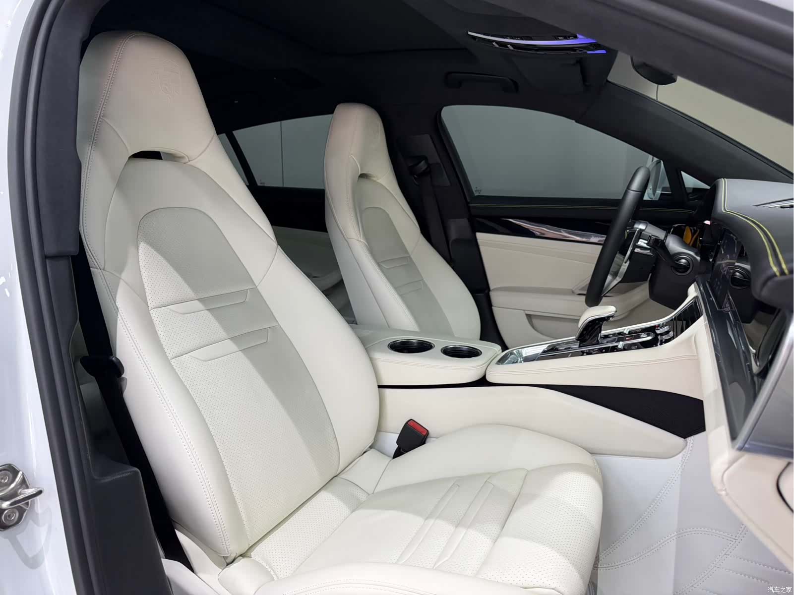 Porsche Panamera, 2019 12