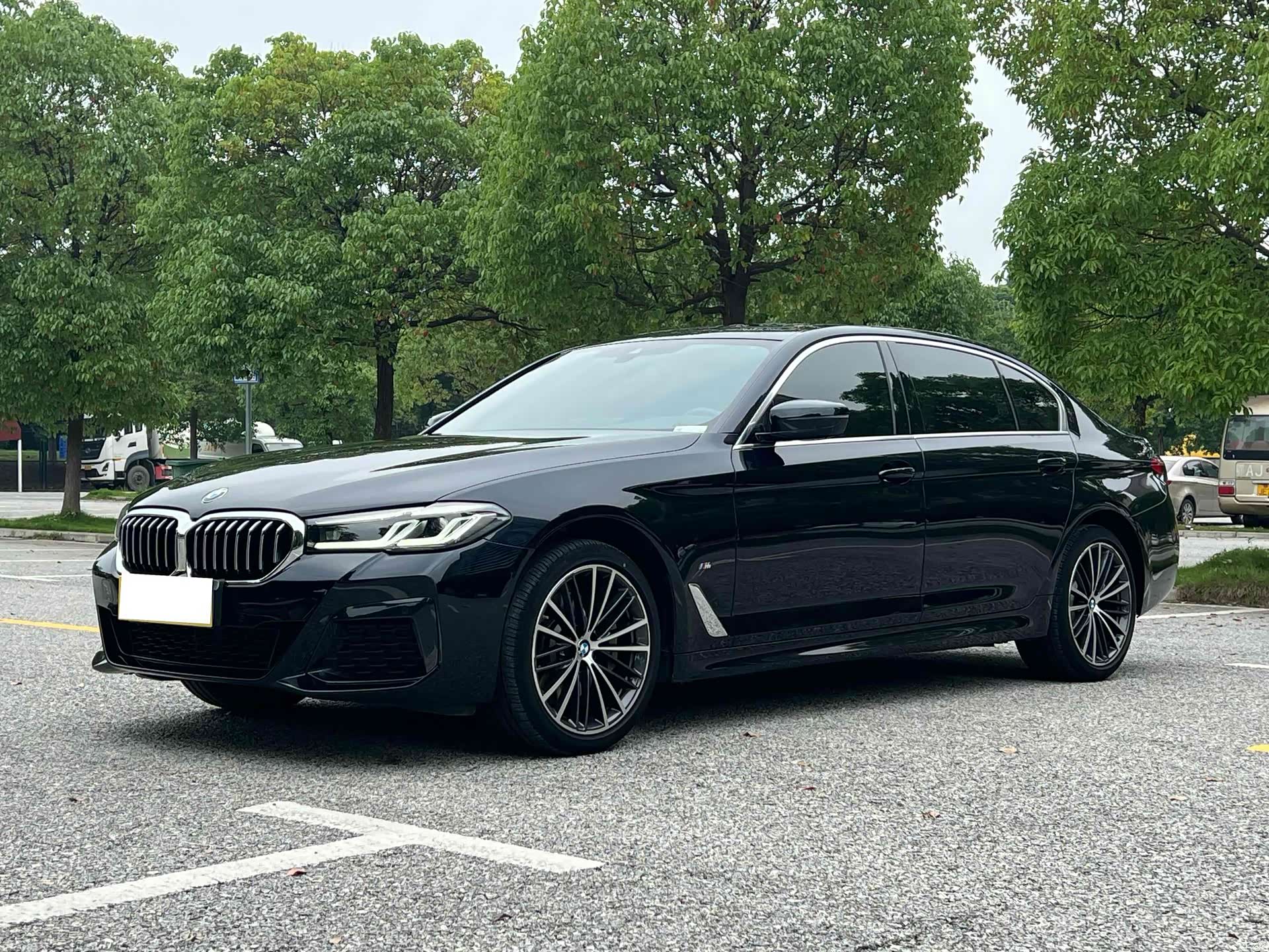 BMW 5 Series, 2023 1