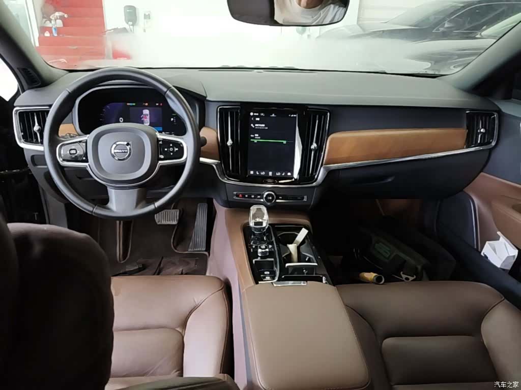 Volvo S90, 2023 10
