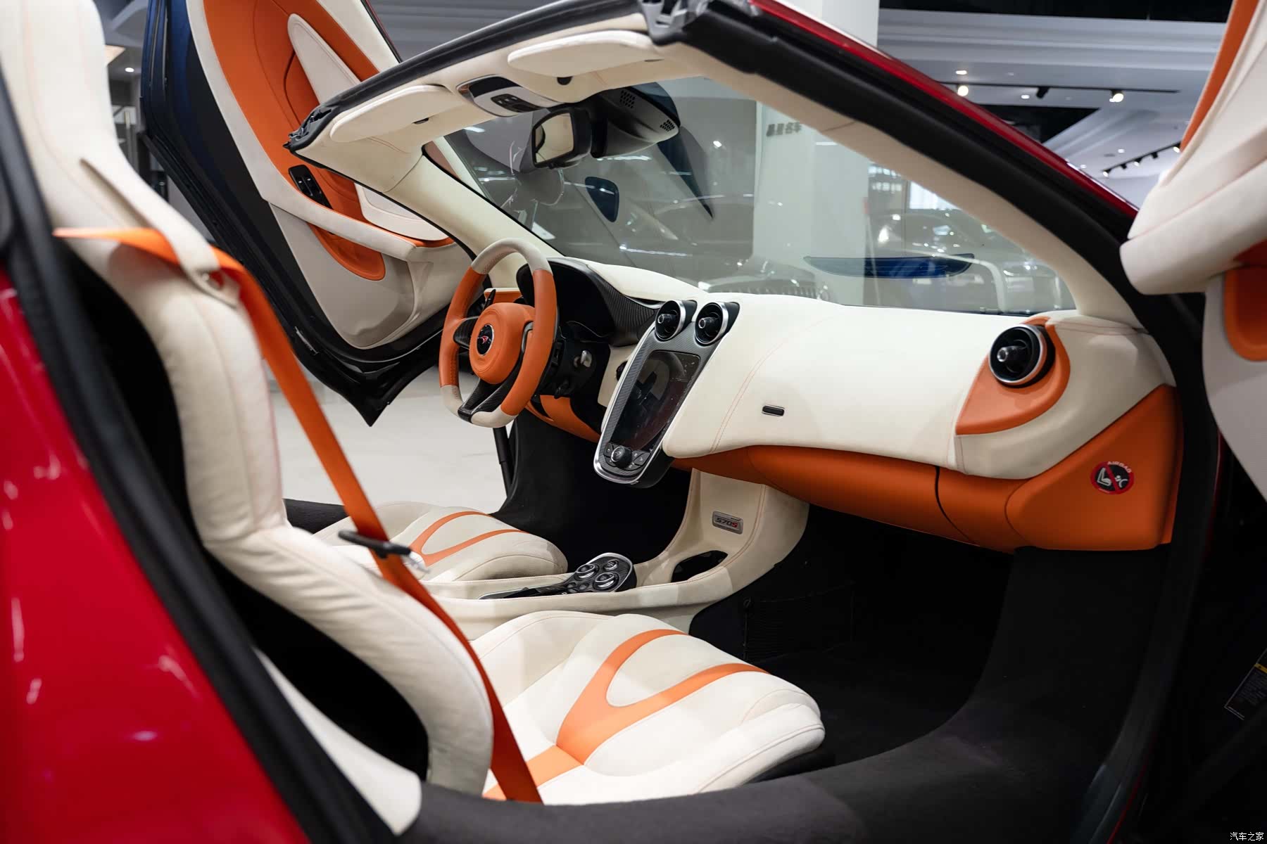 McLaren 570, 2019 все фото