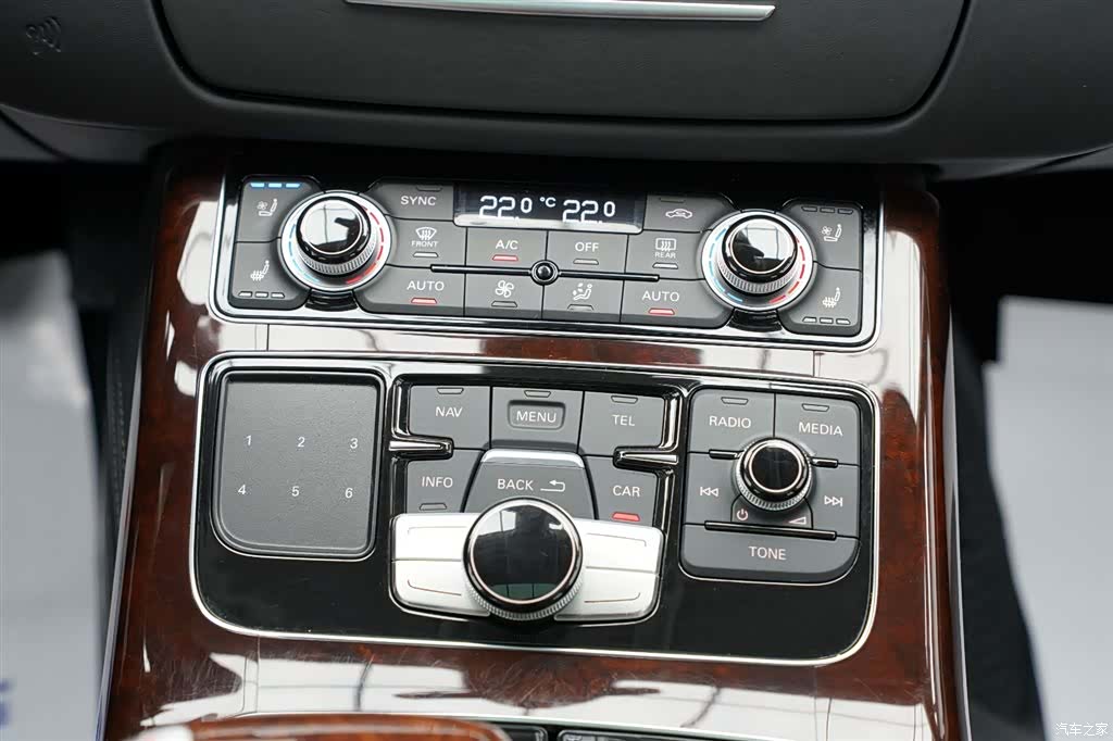 Audi A8L, 2013 16