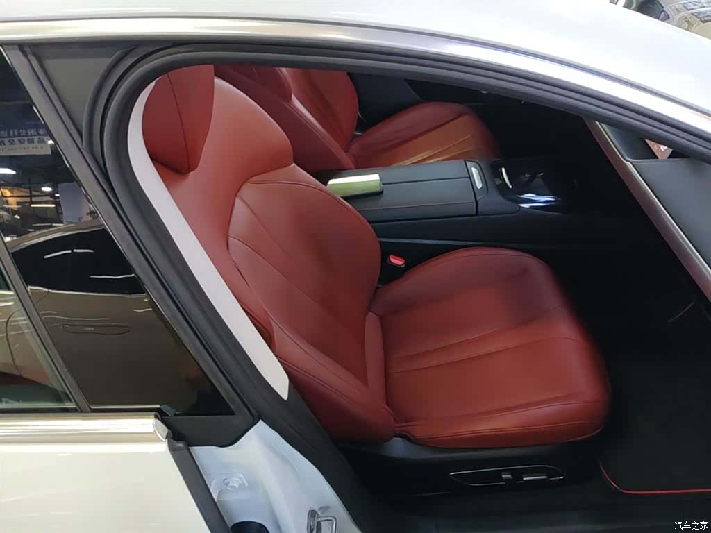 Xpeng P7, 2020 25
