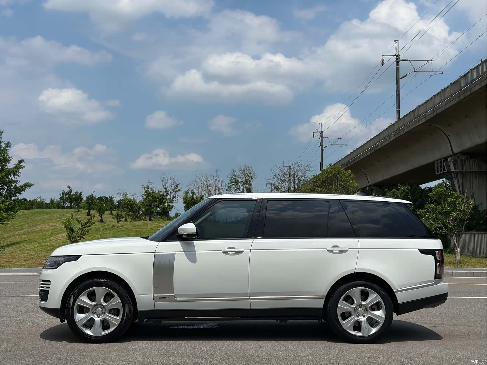 Land Rover Range Rover, 2020 11
