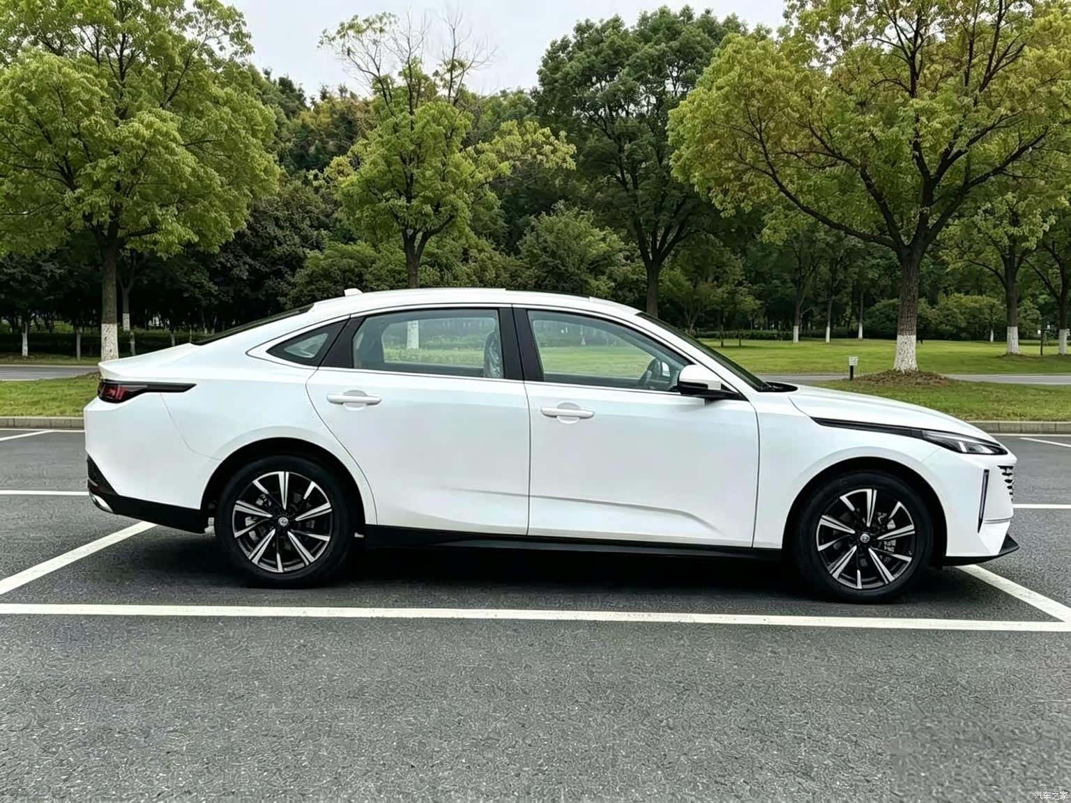 Changan Eado, 2023 все фото