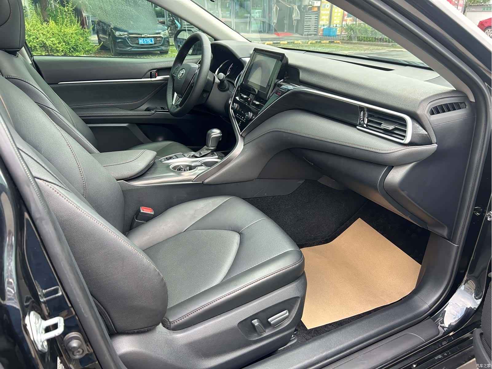 Toyota Camry, 2023 21