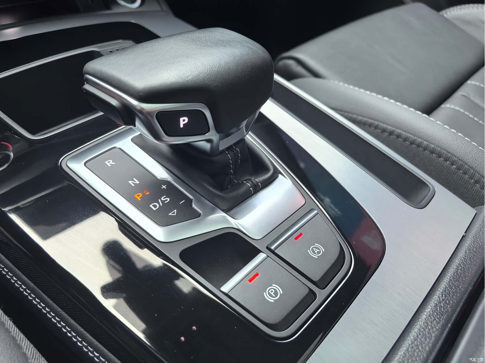 Audi Q5L, 2022 8