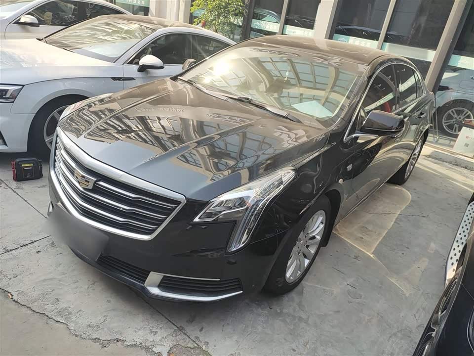 Cadillac XTS