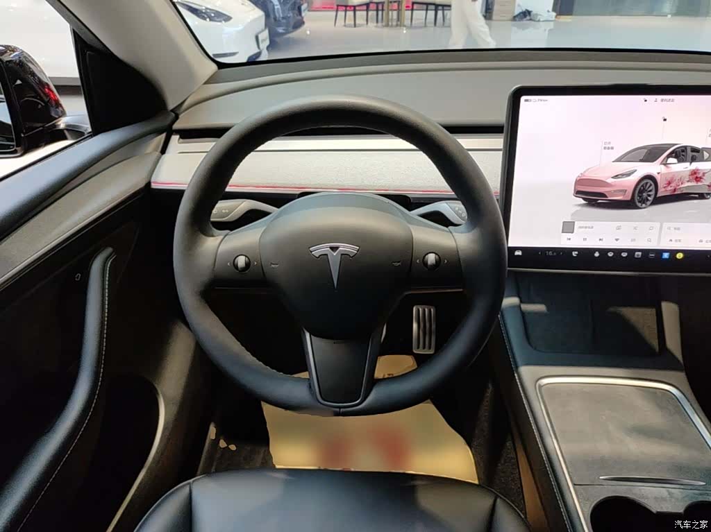 Tesla Model Y, 2024 11