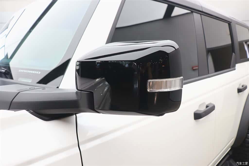 Ford Bronco, 2026 25