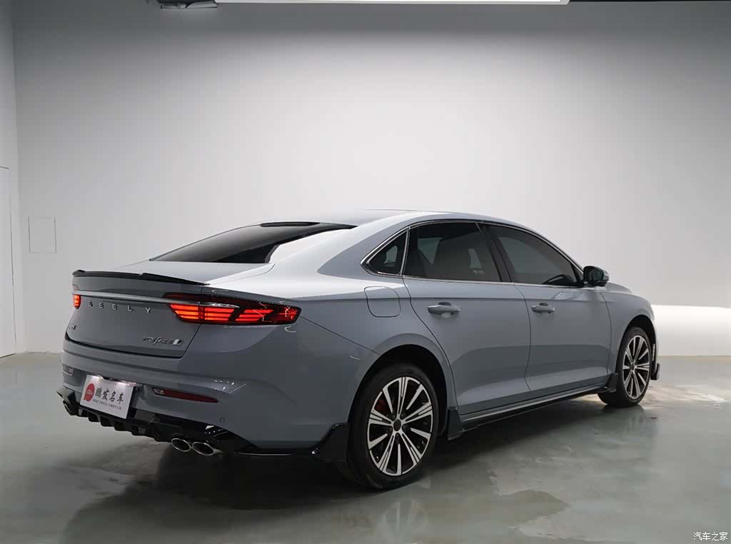 Geely Preface, 2025 18