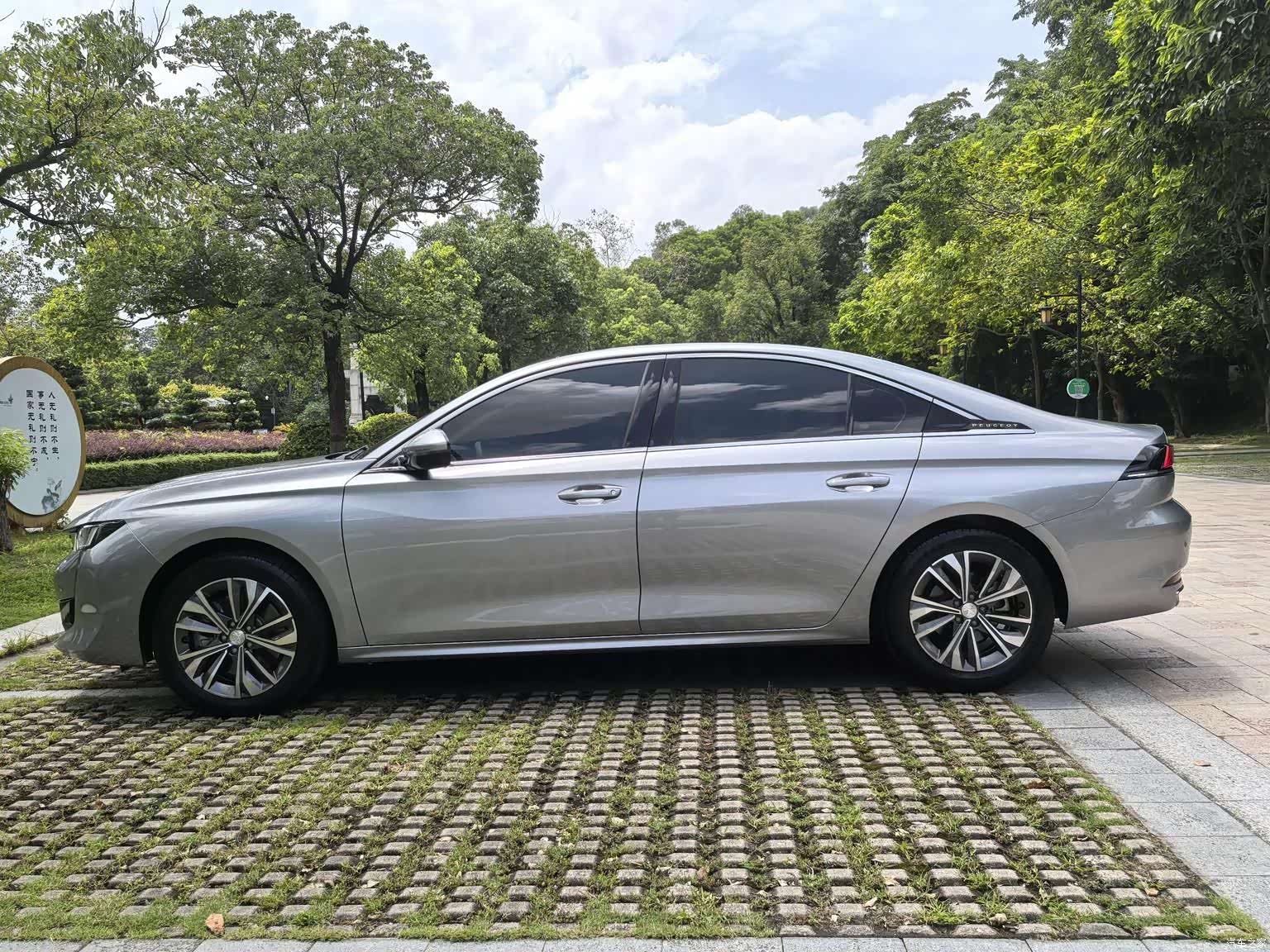 Peugeot 508L, 2022 все фото
