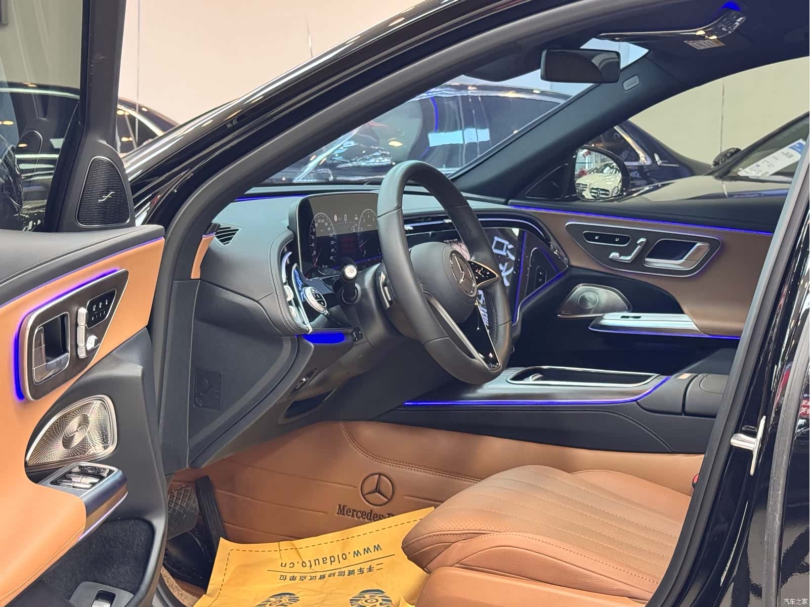 Mercedes-Benz E-Class, 2024 8