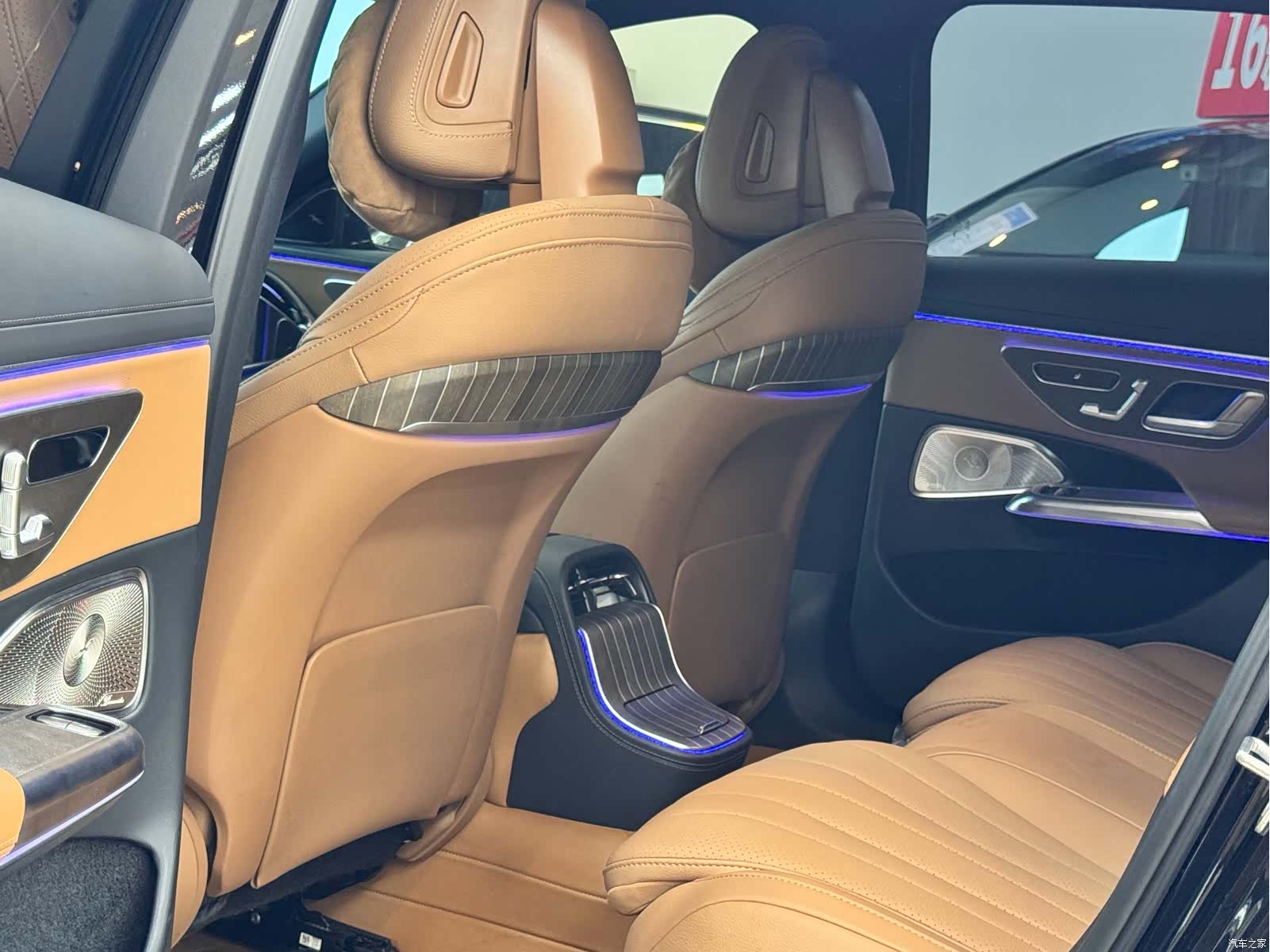 Mercedes-Benz E-Class, 2024 12