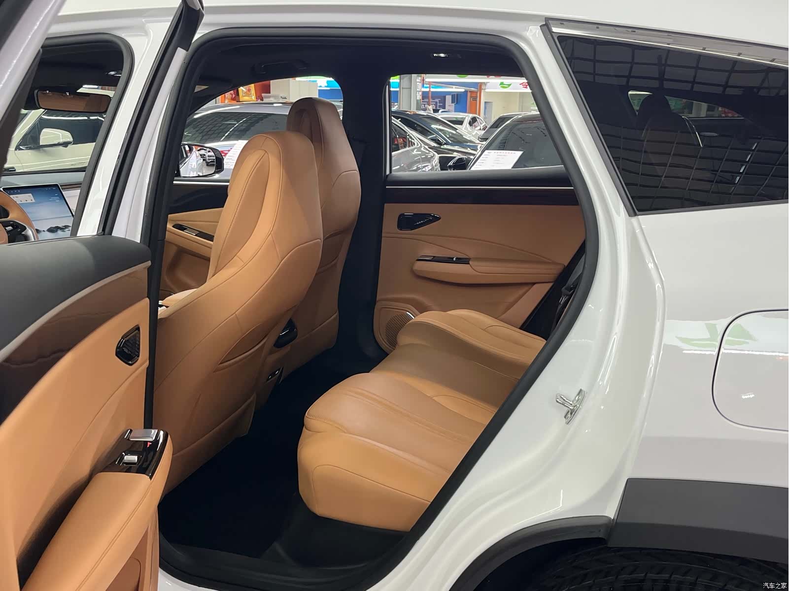 Geely Galaxy L7, 2025 8