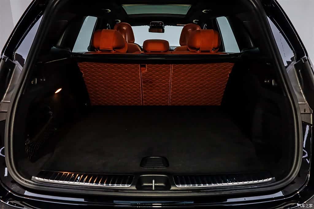 Mercedes-Benz GLC, 2025 6