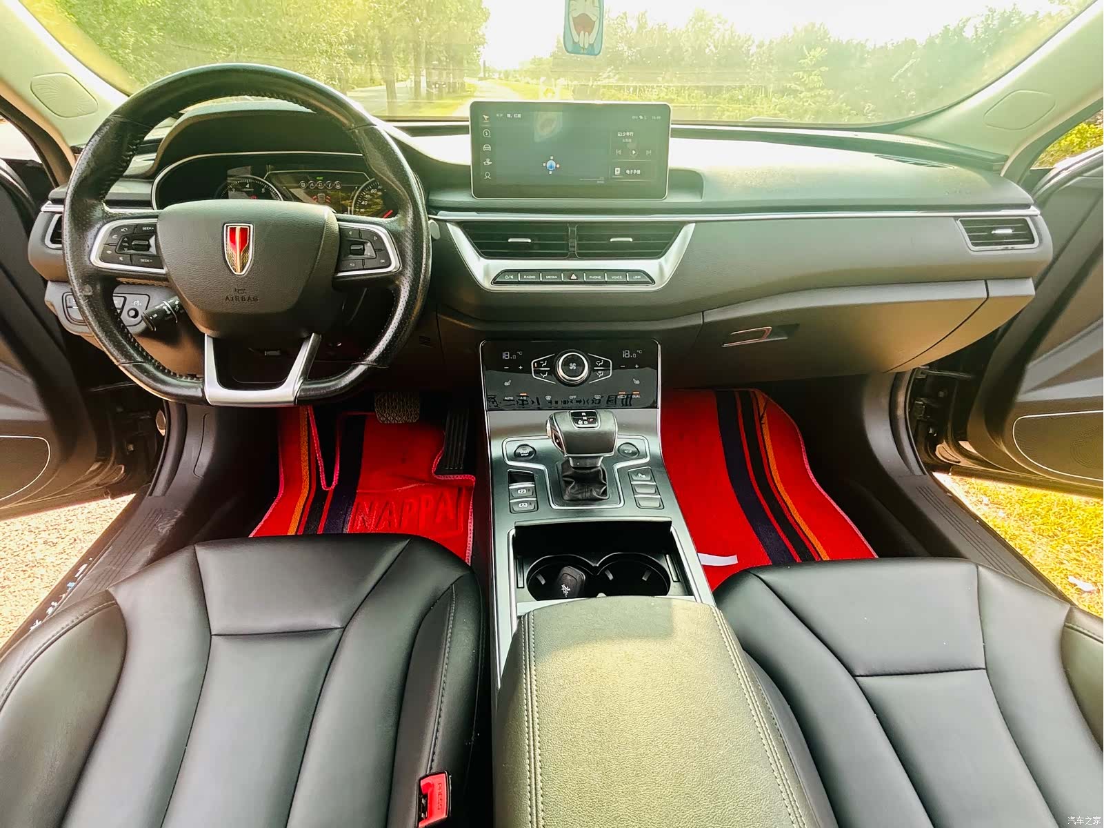 Hongqi H5, 2022 7