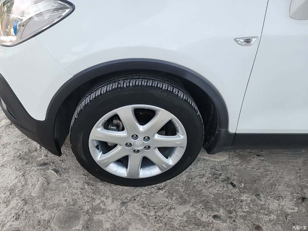 Buick Encore, 2015 23