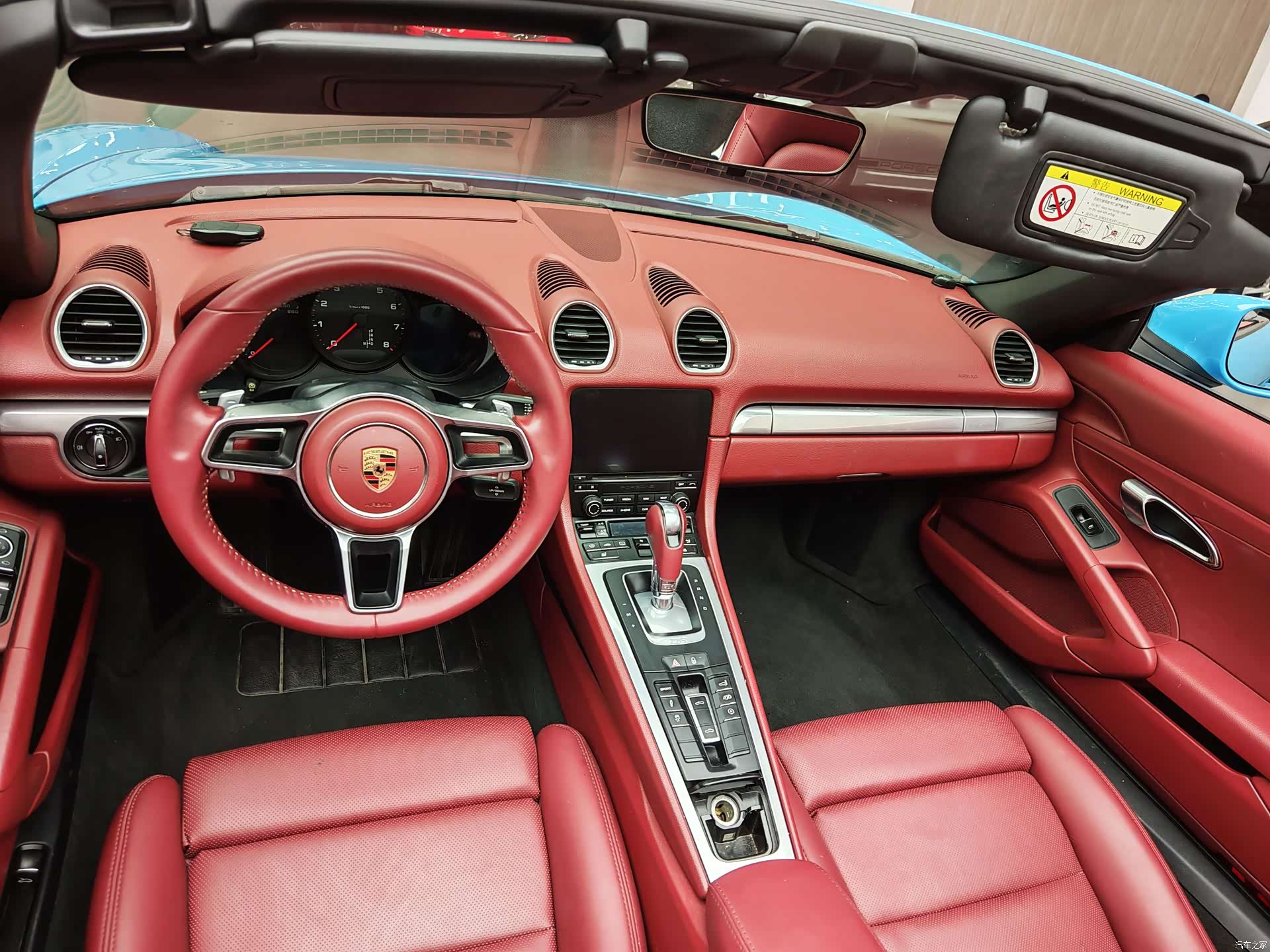 Porsche Boxster, 2019 все фото