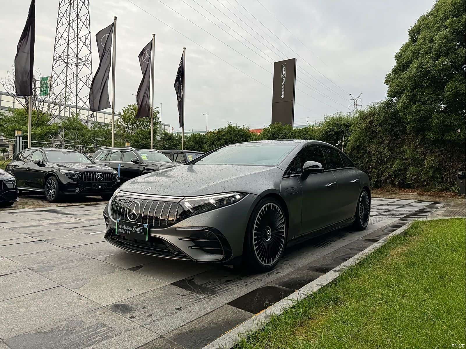 Mercedes-Benz EQS, 2025 1