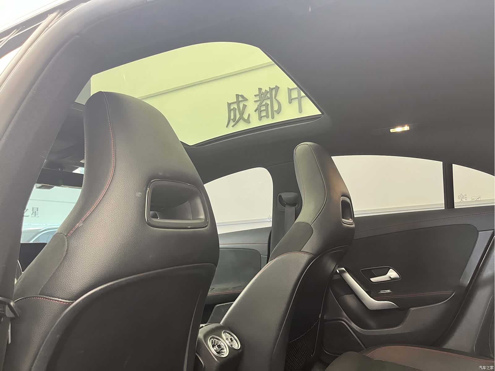 Mercedes-Benz CLA, 2022 16