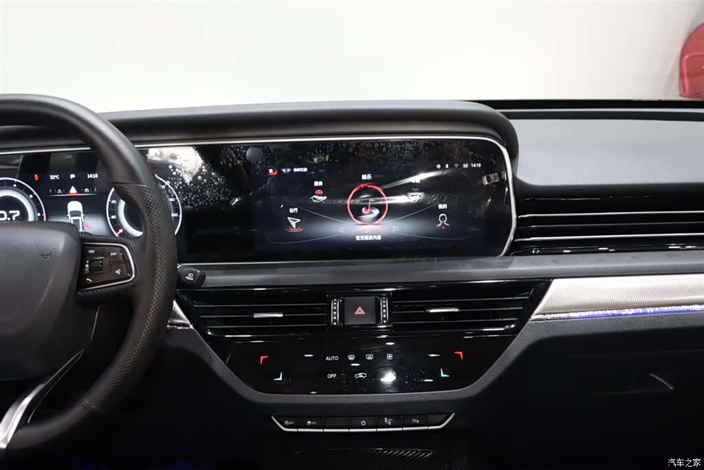 Hongqi HS5, 2022 14