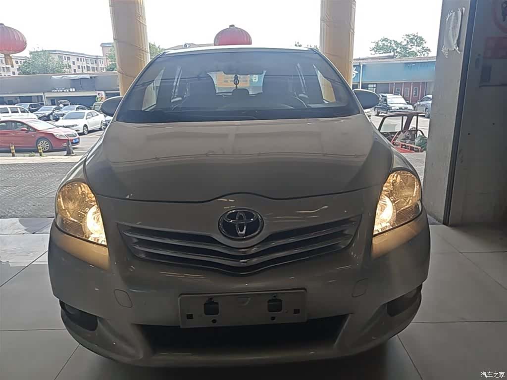 Toyota 180E, 2014 3