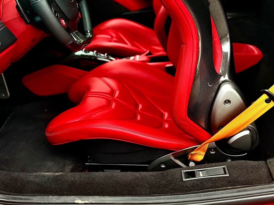 Ferrari 488
