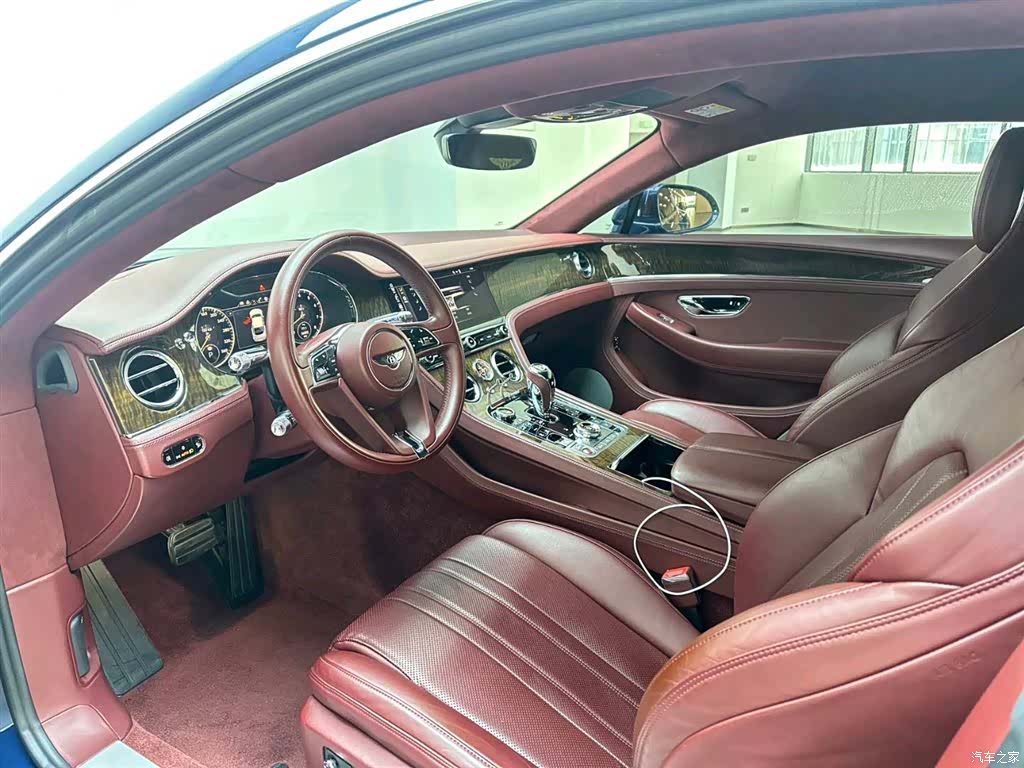 Bentley Continental GT, 2020 6