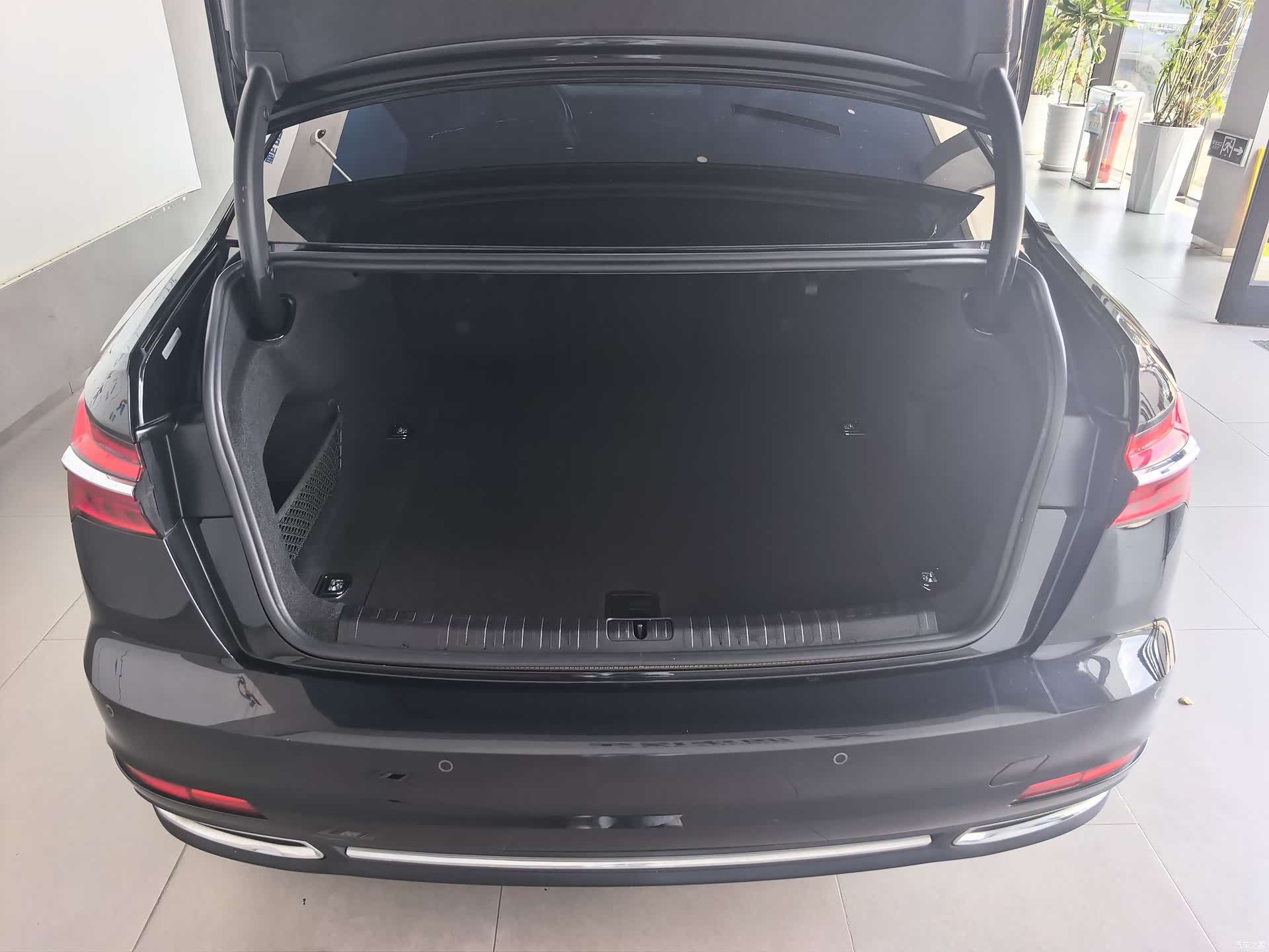 Audi A6L, 2021 15