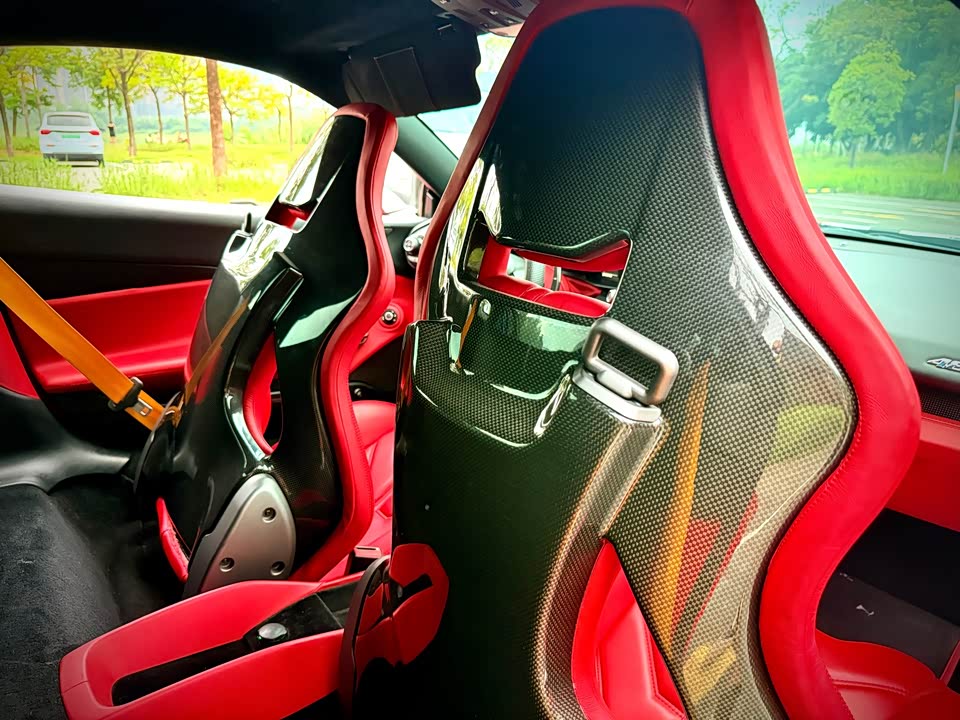 Ferrari 488