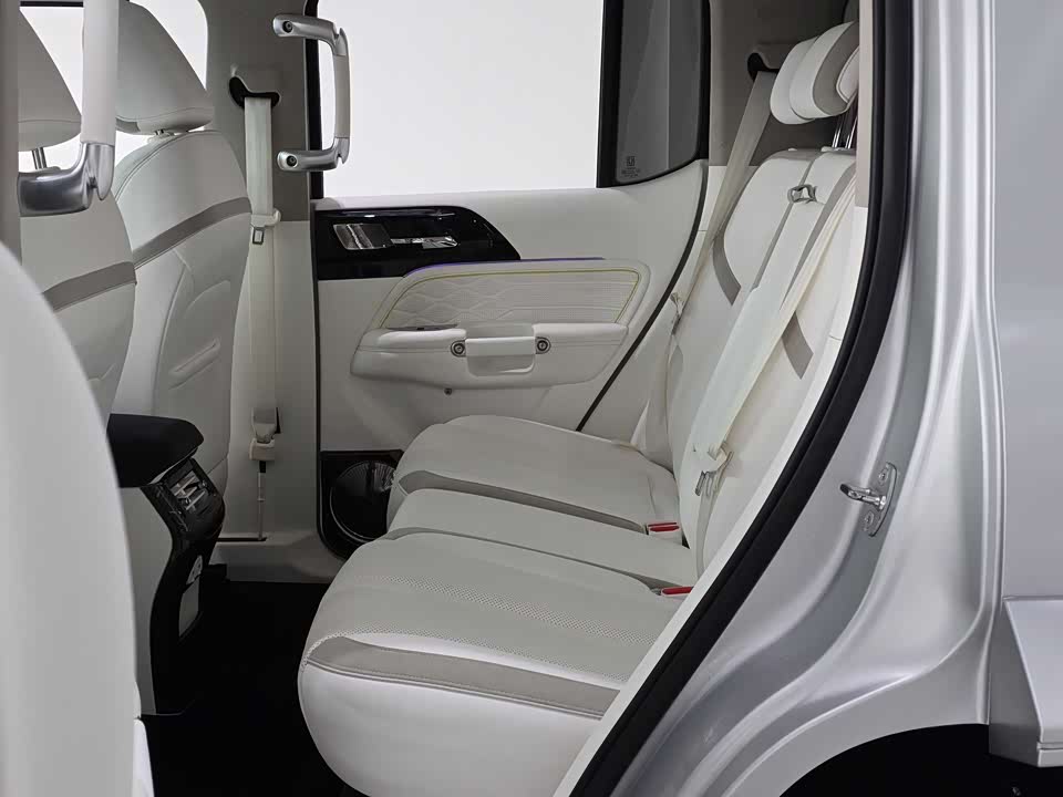 CrossBoundary Co-creation tank 300