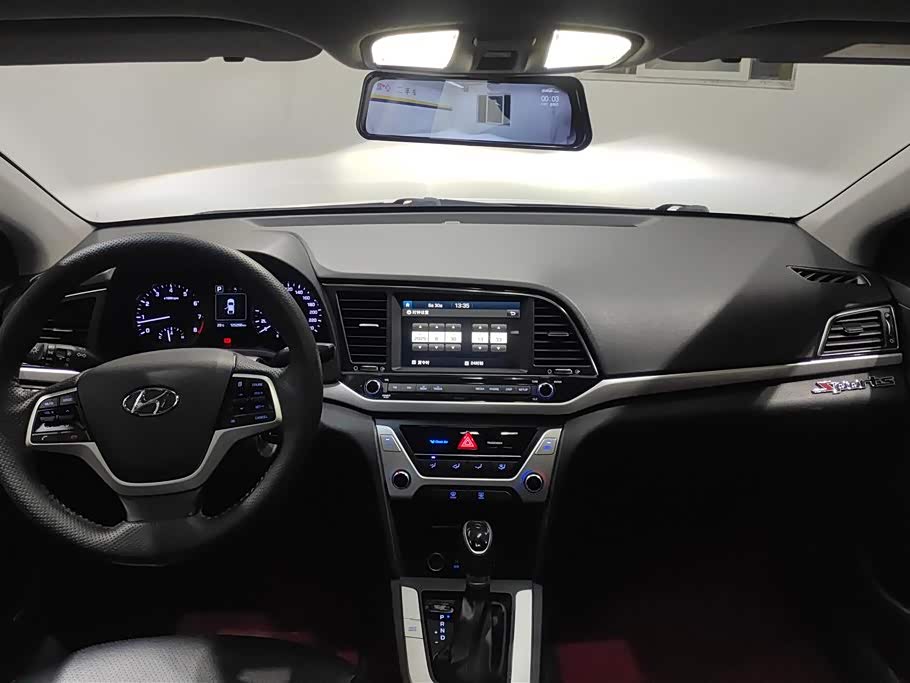 Hyundai Lead Hyundai Lead