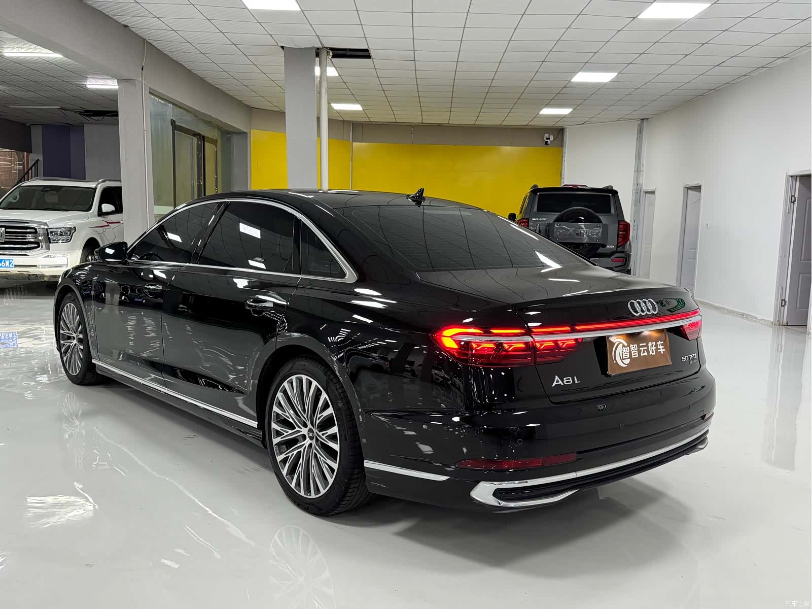 Audi A8L, 2025 7