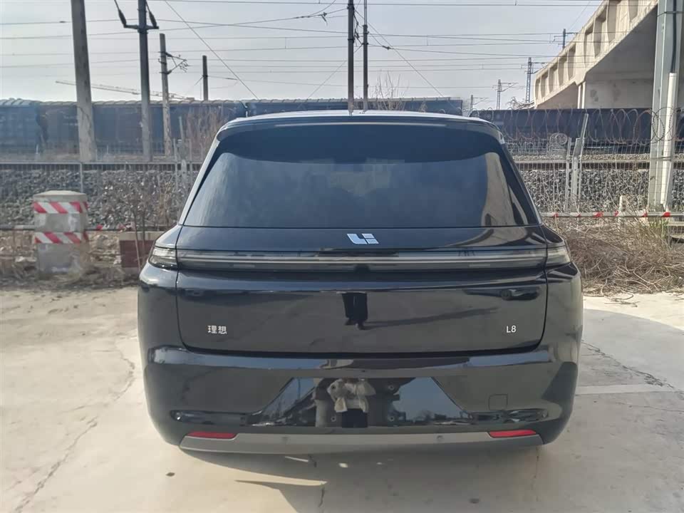 Li Auto Ideal L8