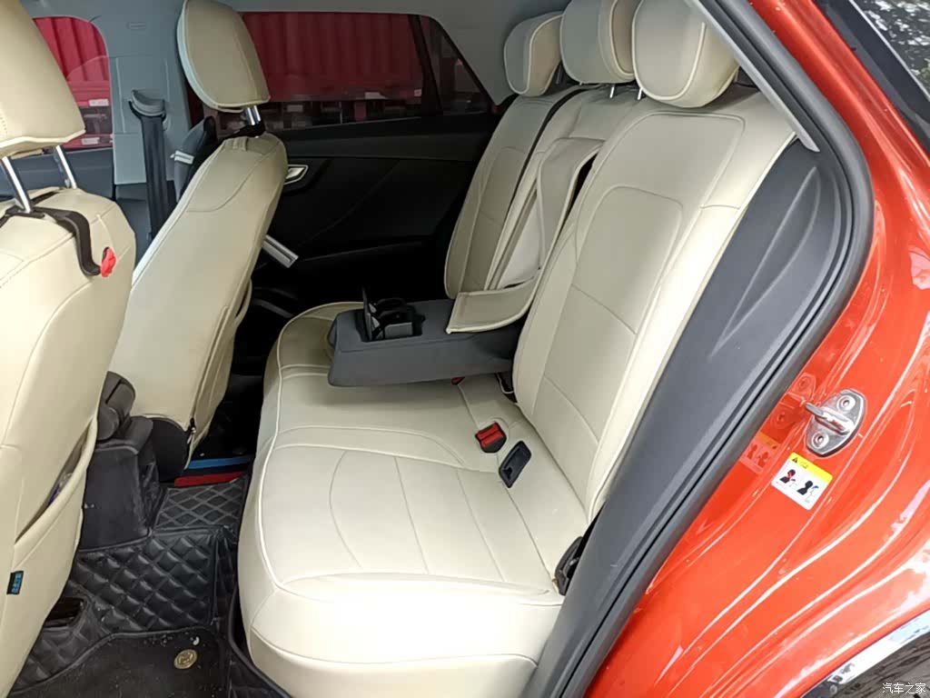 Audi Q2L, 2020 17