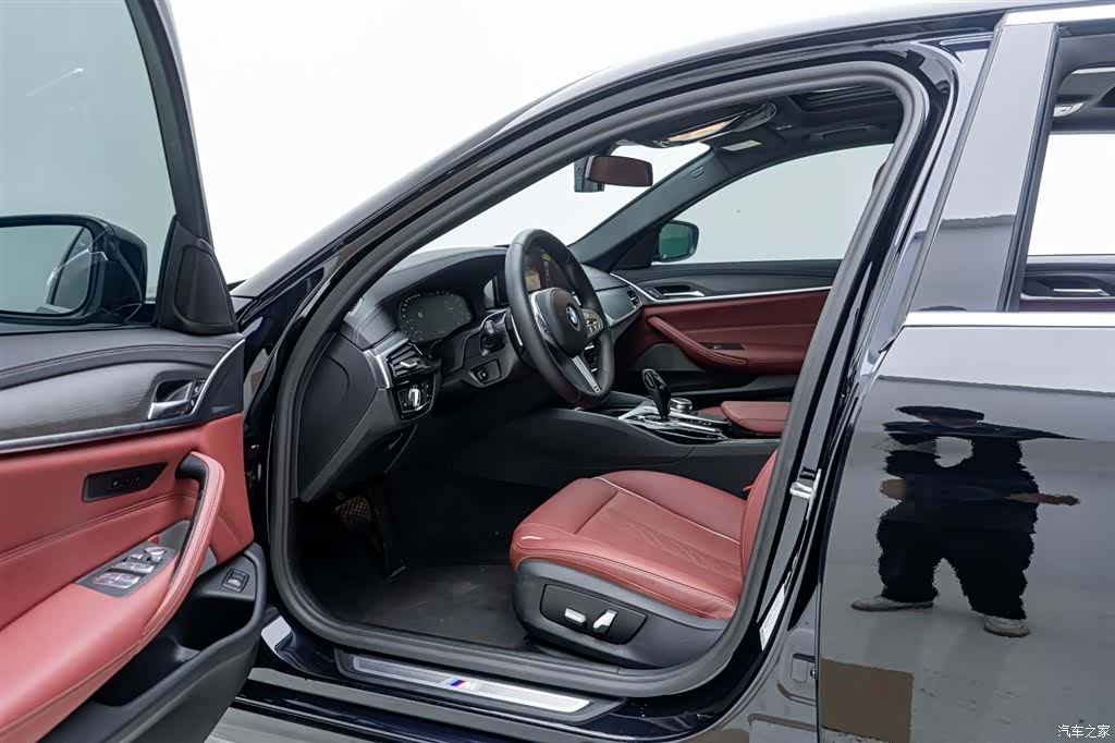 BMW 5 Series, 2022 13