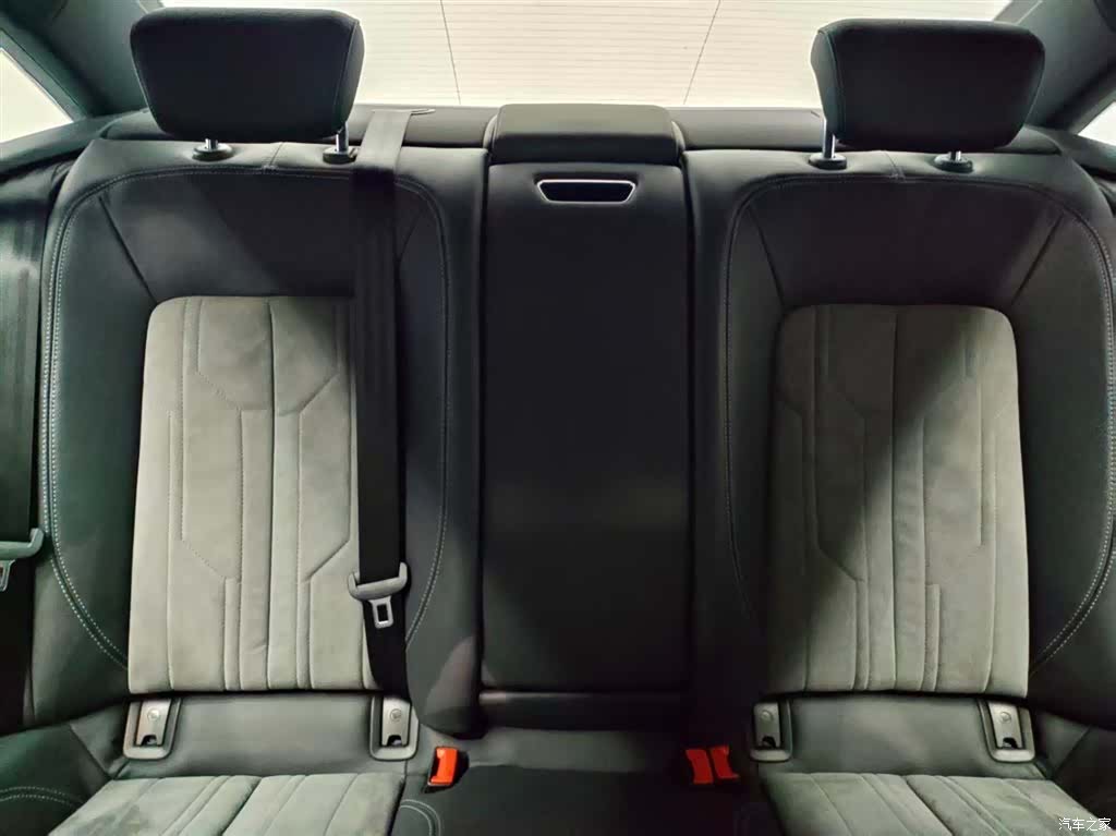 Audi A6L, 2021 23