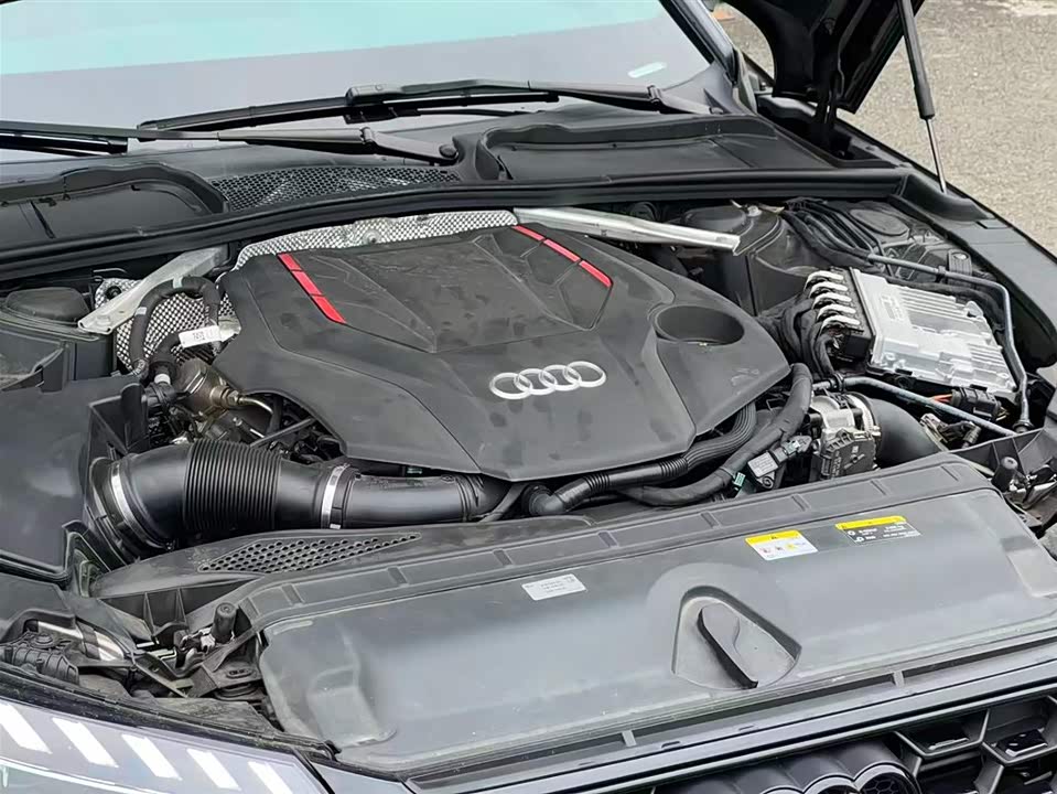 Audi S4
