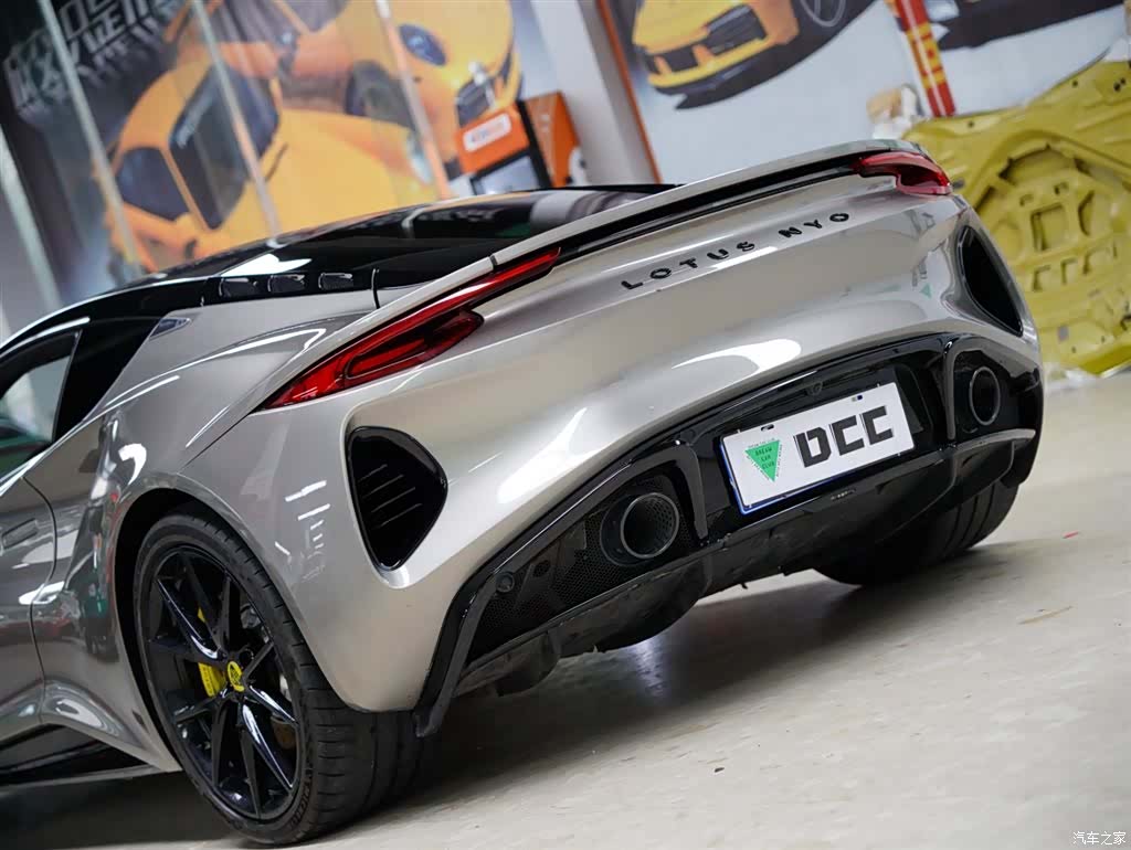 Lotus EMIRA, 2024 3