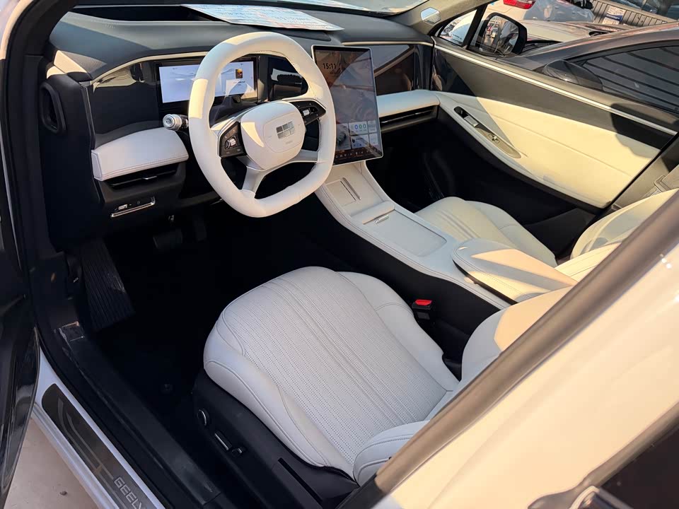 Geely Galaxy Galaxy L7