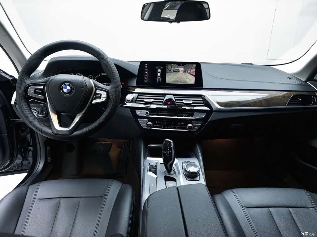 BMW 5 Series, 2018 16