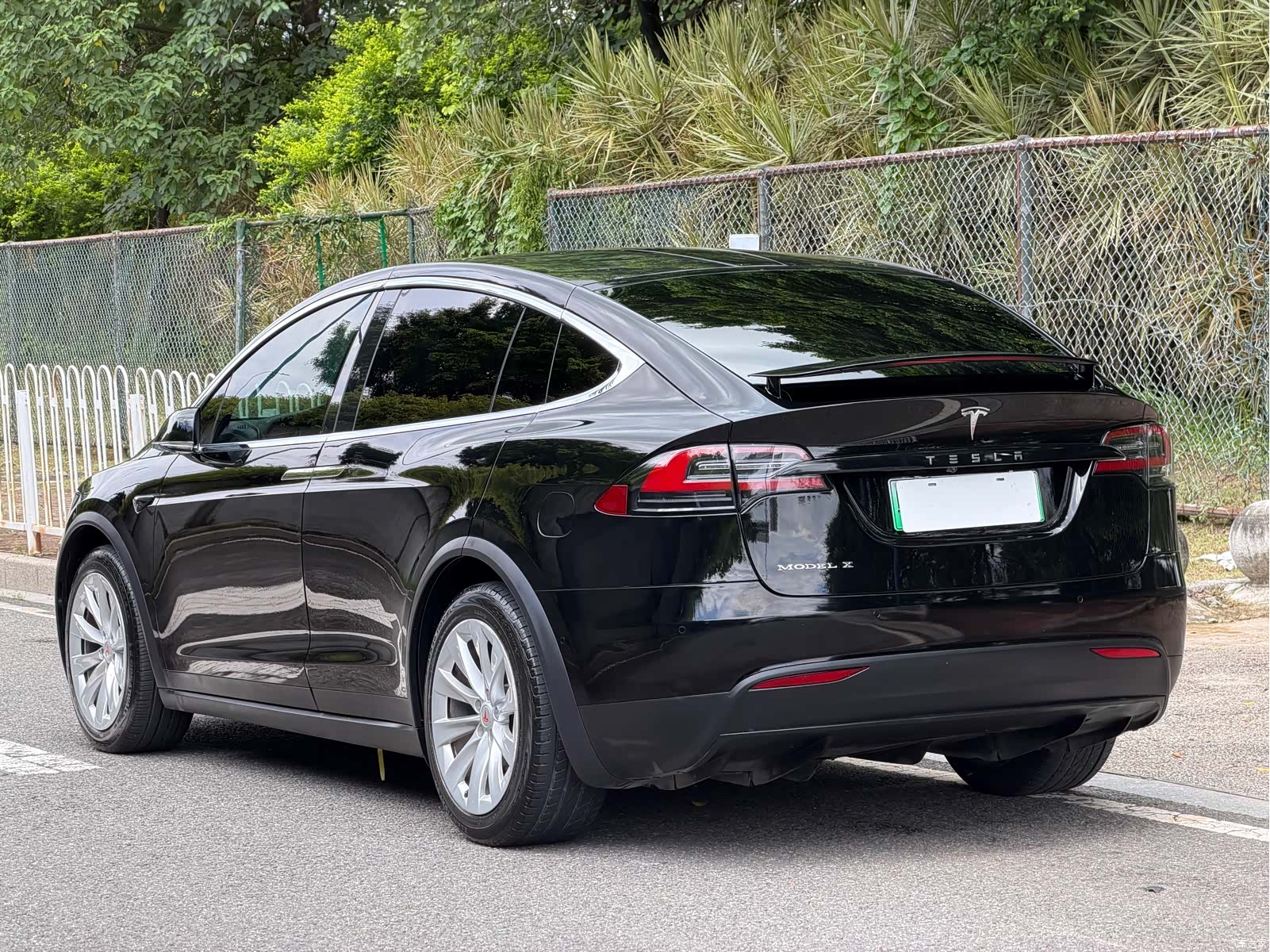 Tesla Model X, 2019 10