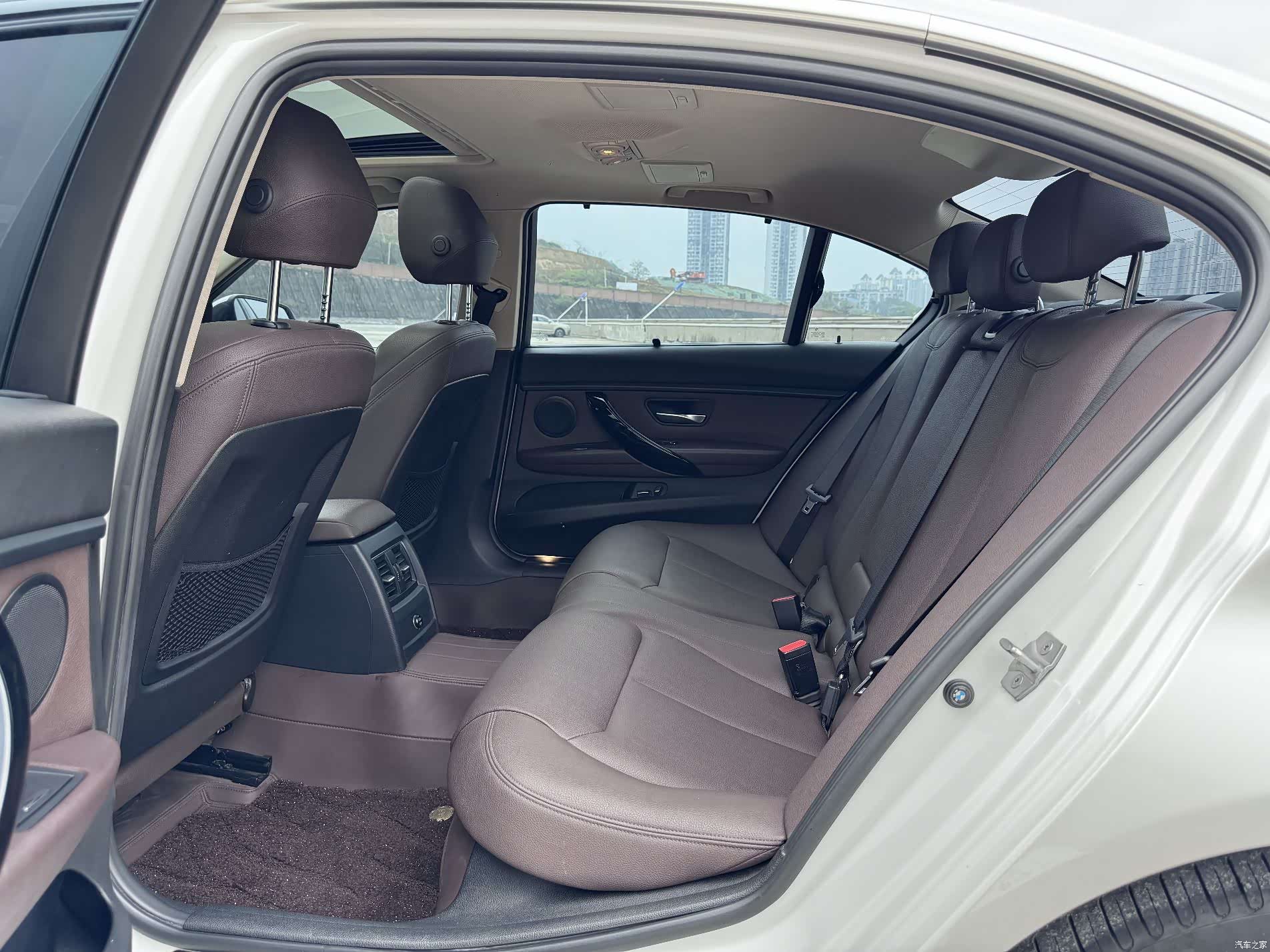 BMW 3 Series, 2018 12