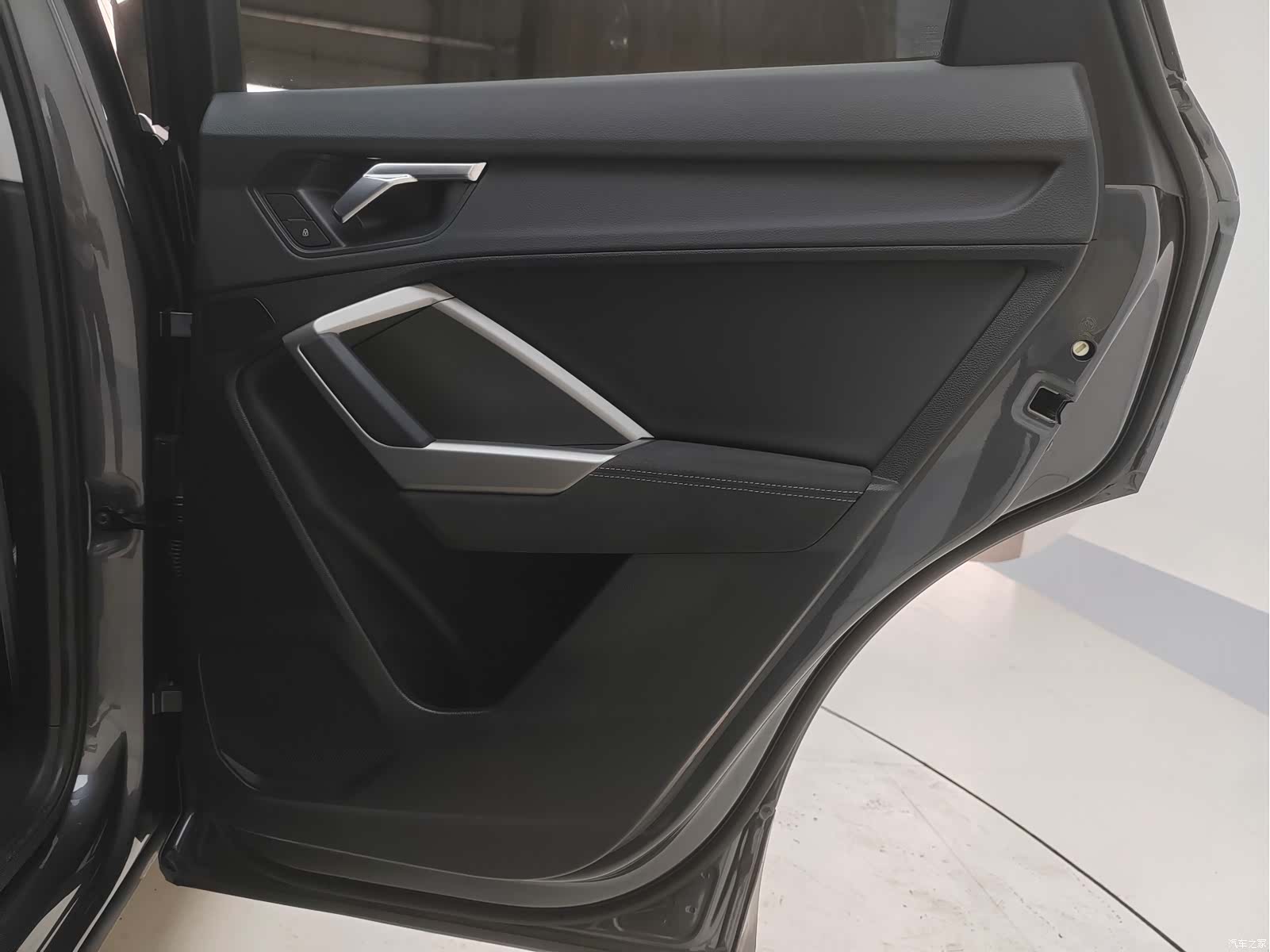 Audi Q3, 2022 23