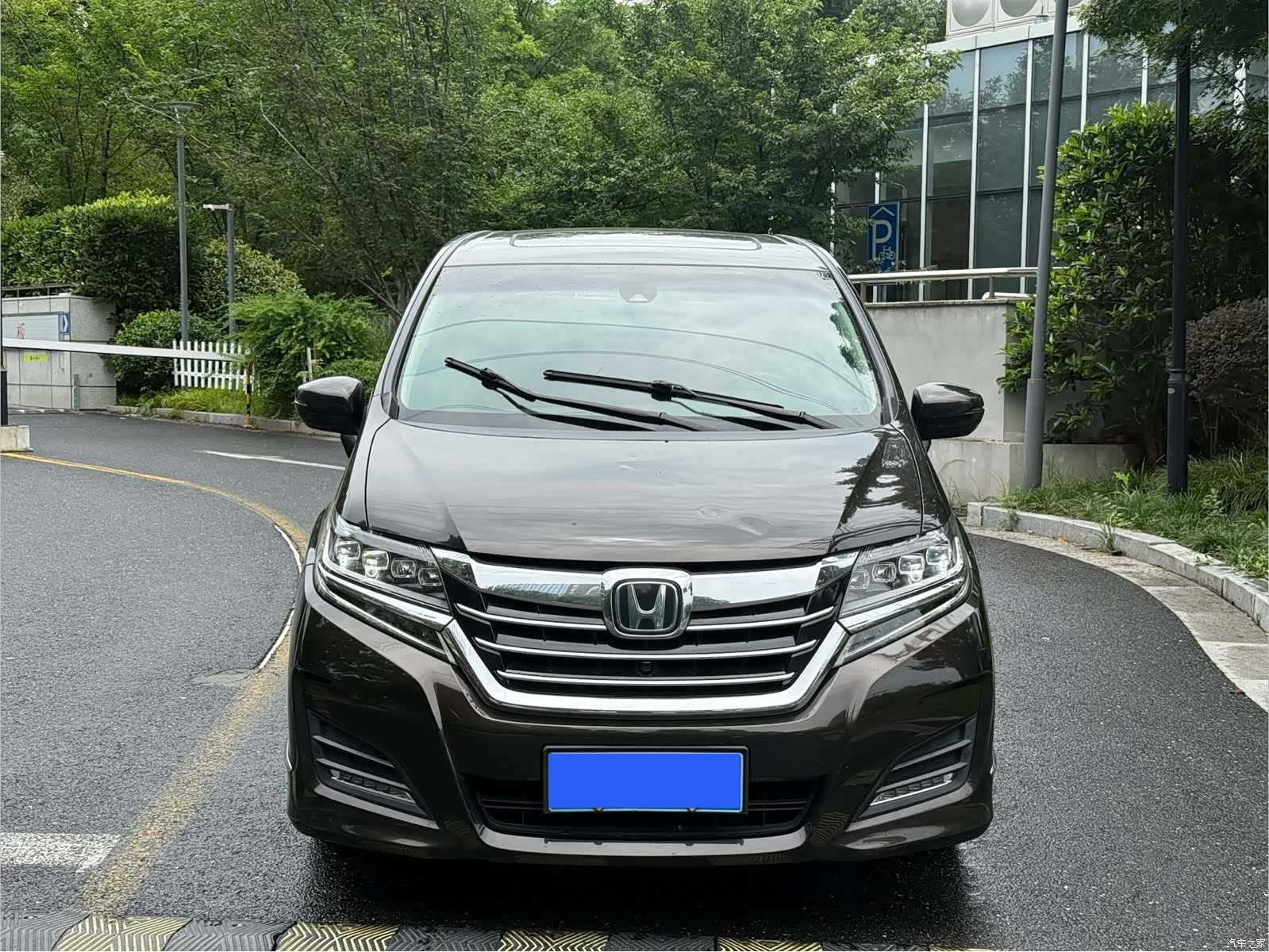 Honda Elysion, 2016 2