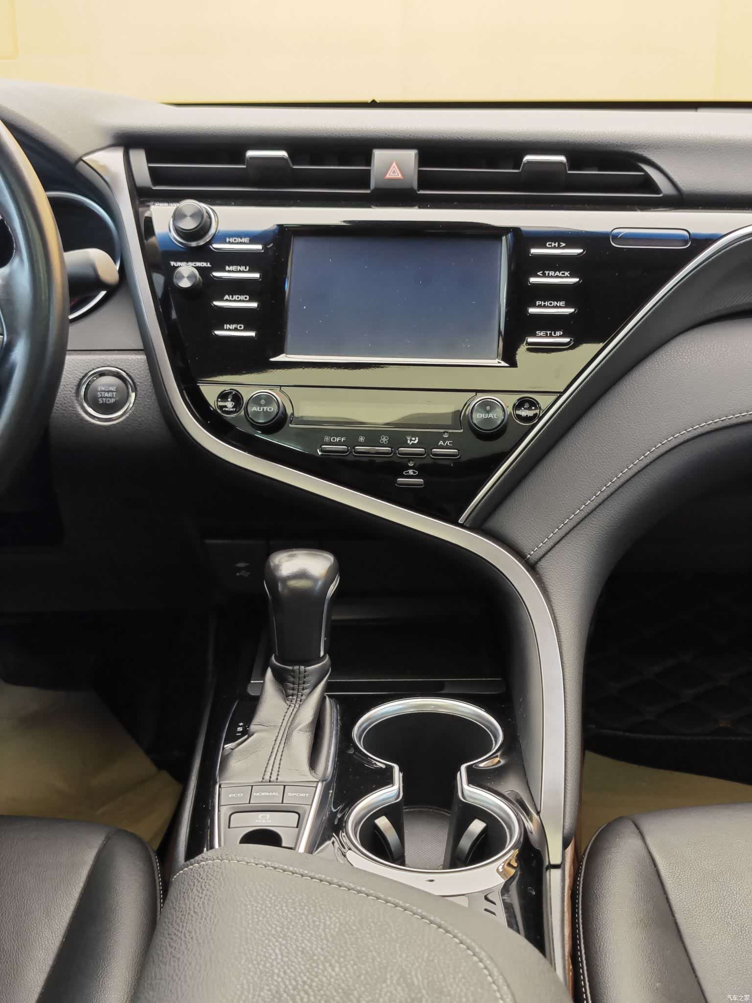 Toyota Camry, 2018 20