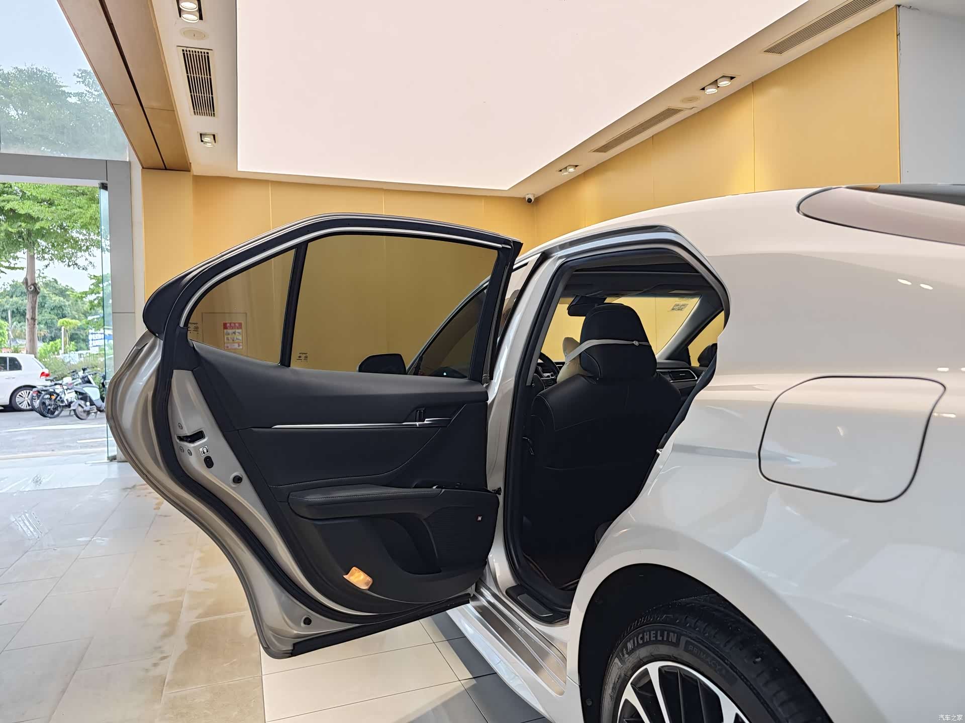 Toyota Camry, 2018 22